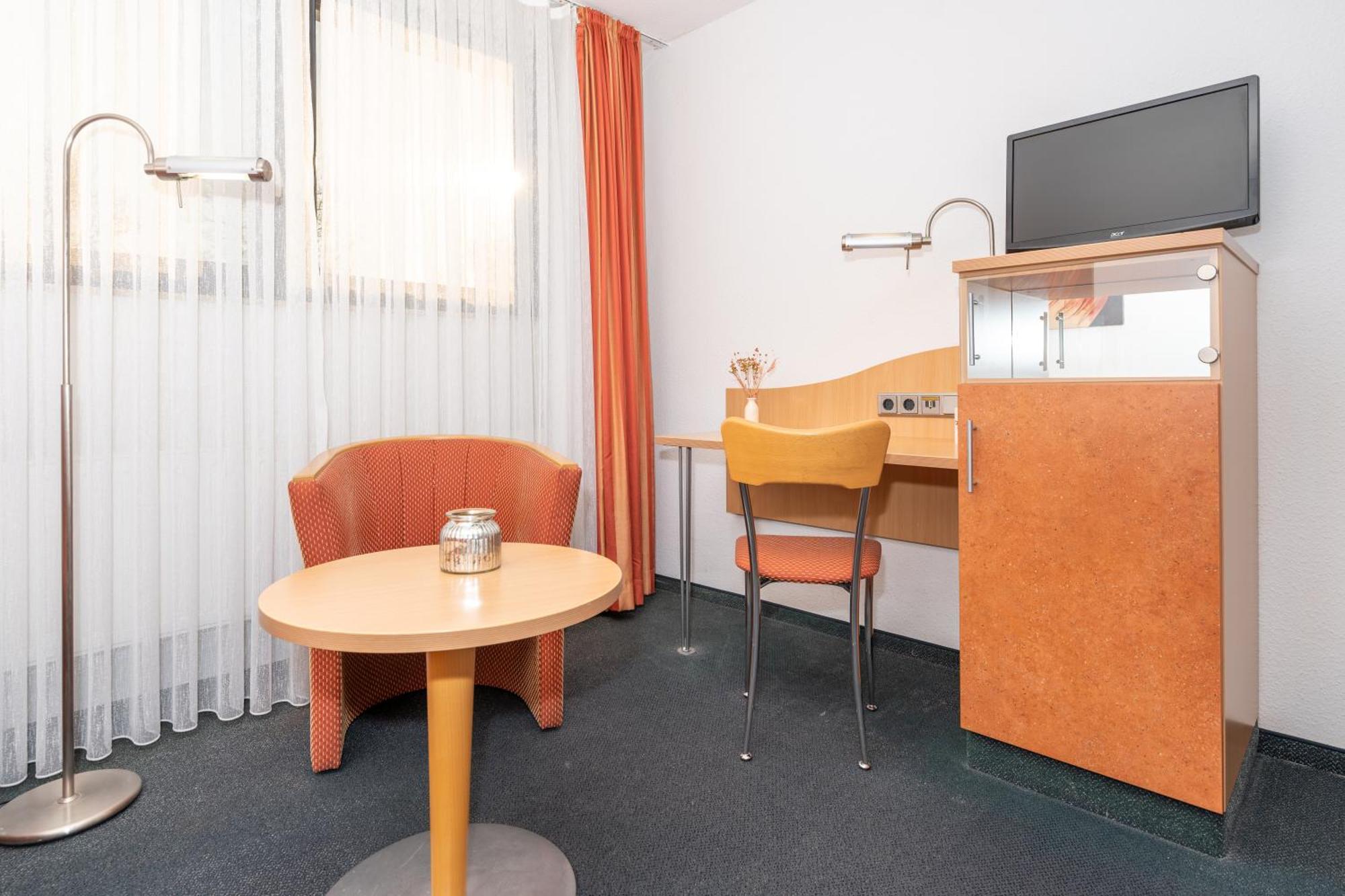 Tespo Hotel Und Sportpark Kaarst Zewnętrze zdjęcie